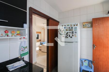 Casa à venda com 180m², 3 quartos e 2 vagasCozinha