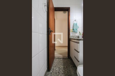 Casa à venda com 180m², 3 quartos e 2 vagasBanheiro Social