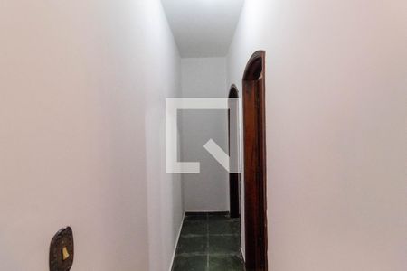 Corredor de casa para alugar com 5 quartos, 250m² em Vila Granada, São Paulo