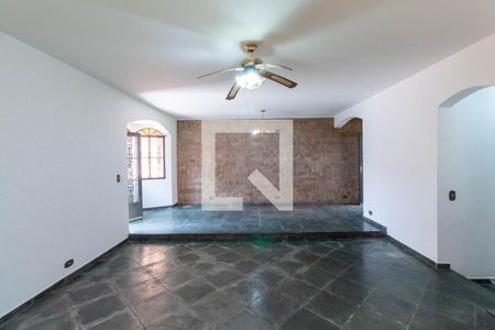 Sala de casa para alugar com 5 quartos, 250m² em Vila Granada, São Paulo