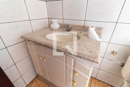 Casa para alugar com 250m², 5 quartos e 4 vagasBanheiro da Suíte