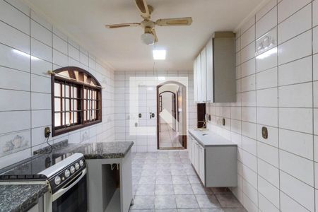 Casa para alugar com 250m², 5 quartos e 4 vagasCozinha