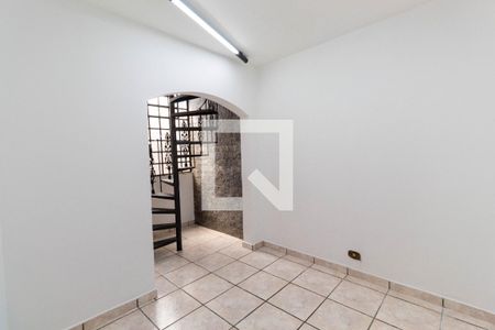 Casa para alugar com 250m², 5 quartos e 4 vagasEscritório