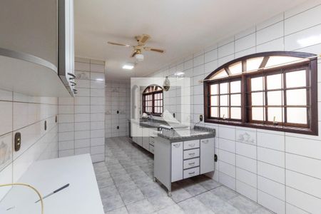 Casa para alugar com 250m², 5 quartos e 4 vagasCozinha