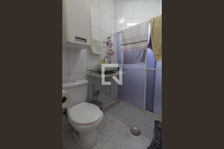 Casa à venda com 195m², 3 quartos e 2 vagasBanheiro