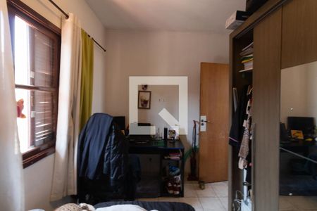 Casa à venda com 195m², 3 quartos e 2 vagasQuarto 2