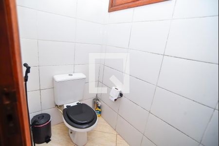 Casa de condomínio para alugar com 207m², 3 quartos e 2 vagasBanheiro da Suíte