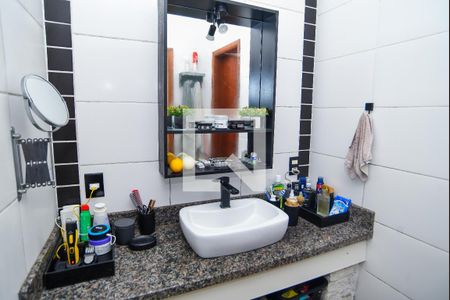 Casa de condomínio para alugar com 207m², 3 quartos e 2 vagasBanheiro da Suíte