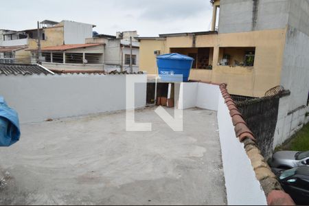 Casa de condomínio para alugar com 200m², 2 quartos e 4 vagasTerraço