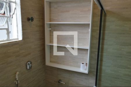 Casa de condomínio para alugar com 200m², 2 quartos e 4 vagasBanheiro