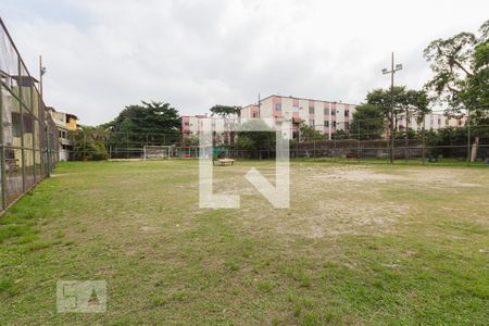 Casa de condomínio para alugar com 200m², 2 quartos e 4 vagasCampo de Futebol