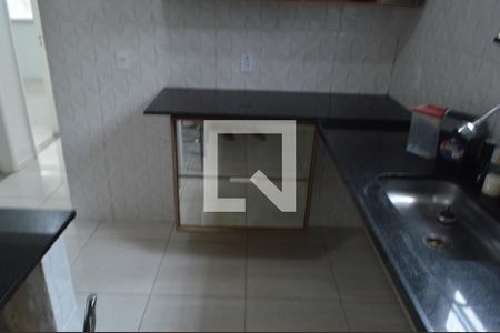 Casa de condomínio para alugar com 200m², 2 quartos e 4 vagasCozinha