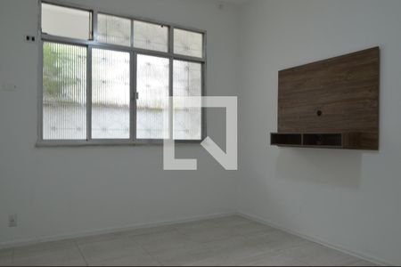 Quarto 1 de casa de condomínio para alugar com 2 quartos, 200m² em Taquara, Rio de Janeiro