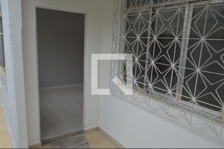 Casa de condomínio para alugar com 200m², 2 quartos e 4 vagasEntrada
