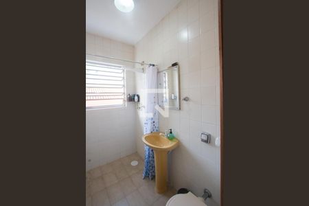 Casa à venda com 150m², 3 quartos e 2 vagasBanheiro