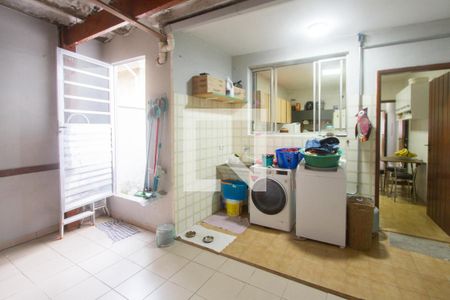 Casa à venda com 150m², 3 quartos e 2 vagasÁrea de Serviço