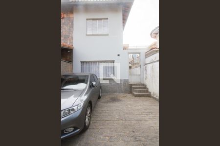 Casa à venda com 150m², 3 quartos e 2 vagasFachada
