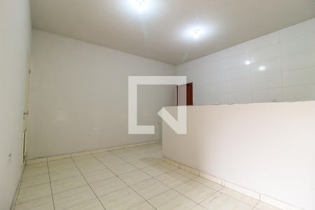 Sala de casa para alugar com 1 quarto, 45m² em Cidade São Miguel, São Paulo