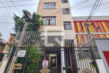 Apartamento à venda com 65m², 2 quartos e 1 vagaFachada
