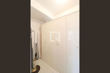 Apartamento à venda com 65m², 2 quartos e 1 vagaCloset Quarto  - Suíte