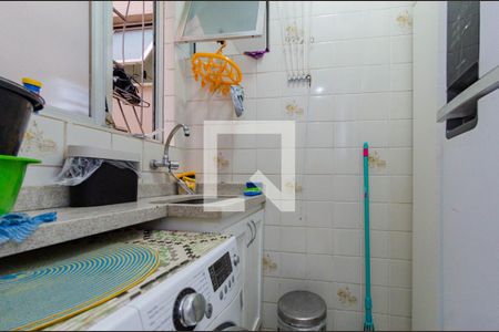 Apartamento à venda com 80m², 3 quartos e 1 vagaÁrea de serviço