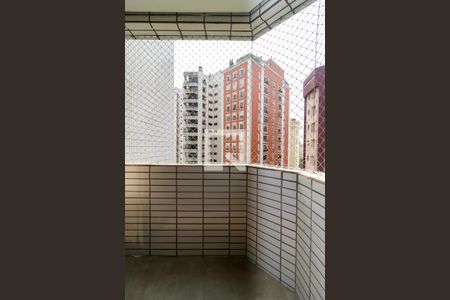 Apartamento à venda com 169m², 3 quartos e 3 vagasSuíte 1 - Varanda