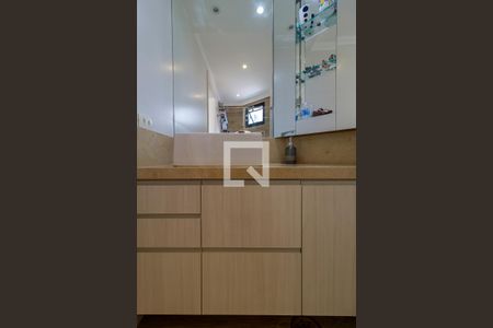 Apartamento à venda com 169m², 3 quartos e 3 vagasSuíte 3 - Banheiro