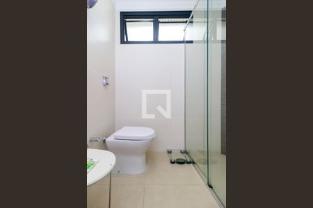 Apartamento à venda com 169m², 3 quartos e 3 vagasSuíte 1 - Banheiro