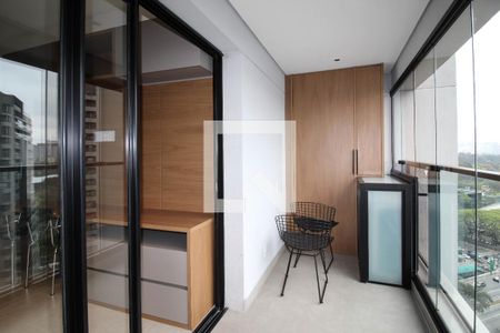 Varanda  de apartamento à venda com 1 quarto, 35m² em Indianópolis, São Paulo
