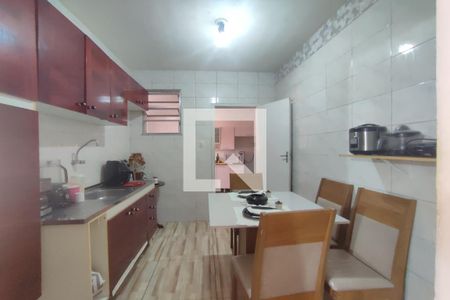 Casa de condomínio à venda com 164m², 2 quartos e 1 vagaCopa