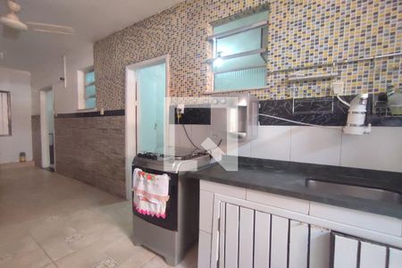 Casa de condomínio à venda com 164m², 2 quartos e 1 vagaCozinha e Área de Serviço