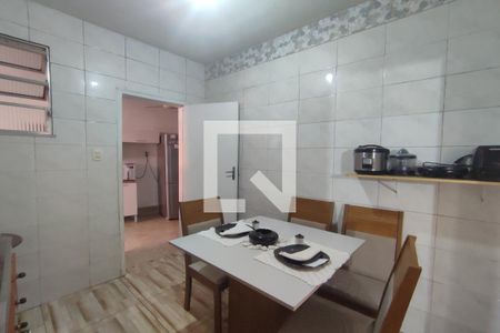 Casa de condomínio à venda com 164m², 2 quartos e 1 vagaCopa