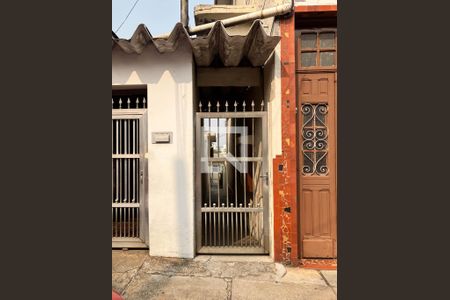 Casa para alugar com 85m², 2 quartos e sem vaga Casa para alugar com 85m², 2 quartos e sem vagaFachada