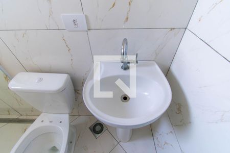 Casa para alugar com 85m², 2 quartos e sem vaga Casa para alugar com 85m², 2 quartos e sem vagaBanheiro