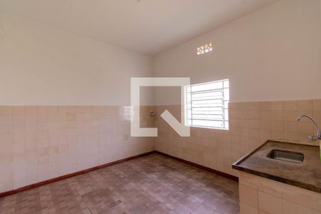 Casa para alugar com 85m², 2 quartos e sem vaga Casa para alugar com 85m², 2 quartos e sem vagaCozinha