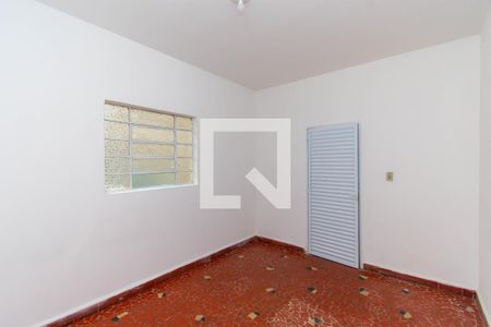 Quarto 2 de casa para alugar com 2 quartos, 85m² em Vila Zelina, São Paulo
