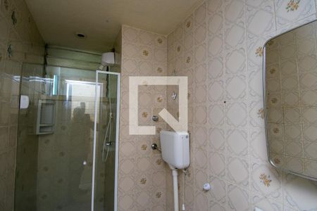 Banheiro de apartamento para alugar com 1 quarto, 45m² em Praia da Bandeira, Rio de Janeiro