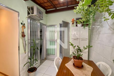 Apartamento à venda com 77m², 2 quartos e sem vaga Apartamento à venda com 77m², 2 quartos e sem vagaÁrea externa