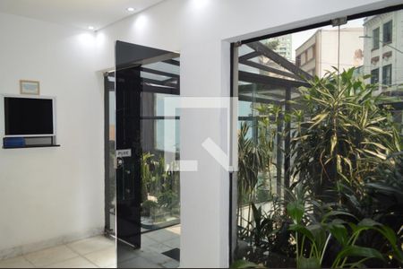 Apartamento à venda com 84m², 2 quartos e sem vagaHall de entrada