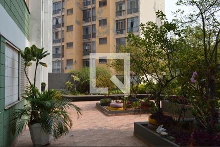 Apartamento à venda com 84m², 2 quartos e sem vagaÁrea comum