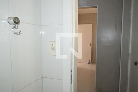 Apartamento à venda com 84m², 2 quartos e sem vagaBanheiro de serviço