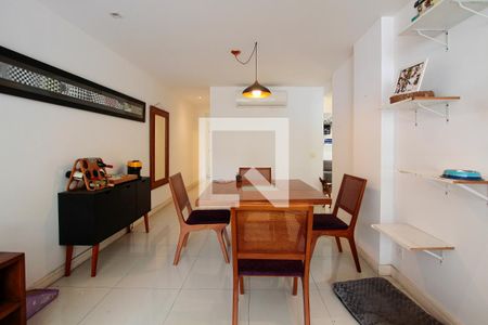 Sala de apartamento à venda com 3 quartos, 120m² em Itanhangá, Rio de Janeiro