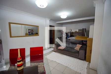 Casa para alugar com 550m², 3 quartos e 1 vaga Casa para alugar com 550m², 3 quartos e 1 vagaSala