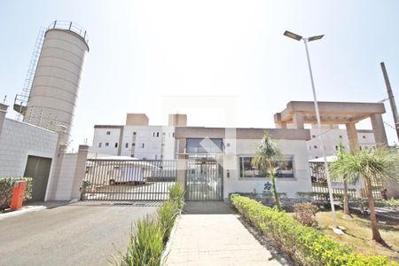 Apartamento para alugar com 56m², 2 quartos e 1 vagaFachada e portaria