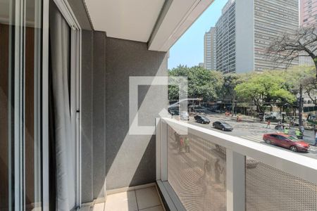 Studio para alugar com 28m², 1 quarto e sem vaga Studio para alugar com 28m², 1 quarto e sem vagaSacada