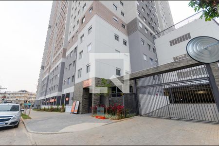 Apartamento para alugar com 38m², 2 quartos e 1 vaga Apartamento para alugar com 38m², 2 quartos e 1 vagaFachada