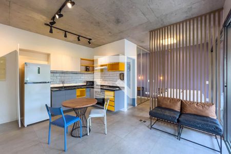 Sala e cozinha de kitnet/studio para alugar com 1 quarto, 44m² em Vila Mariana, São Paulo