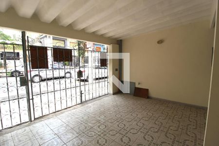 Casa à venda com 162m², 4 quartos e 1 vagaGaragem