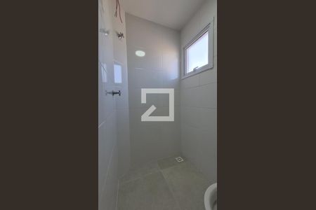Banheiro da suíte de apartamento à venda com 2 quartos, 120m² em Vila Humaitá, Santo André