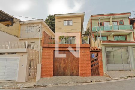 Casa à venda com 196m², 3 quartos e 2 vagasFachada + placa